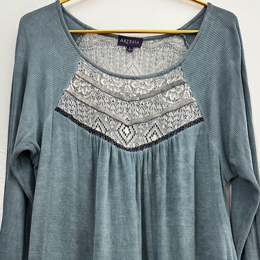 ARTESIA BLUE LONG SLEEVE AND LACE FRONT BLOUSE